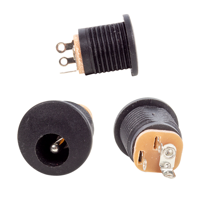 YUVARLAK SOMUNLU ŞASE 2.1MM ADAPTÖR FİŞİ (IC-257) - SOMUNSUZ