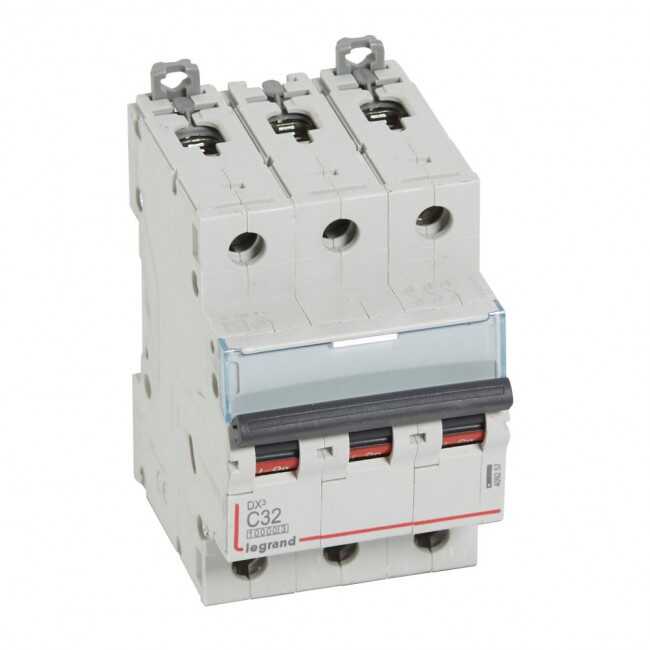 Legrand - 409257 3x32 Amper 10kA C Tipi Dx3 Otomatik Sigorta